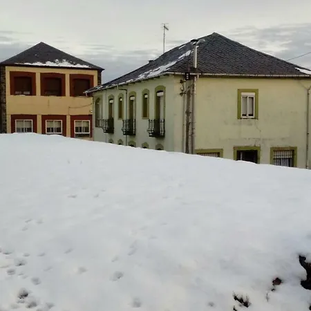 度假居 Casa Rosi. Cumbres Borrascosas Branuelas Villagaton