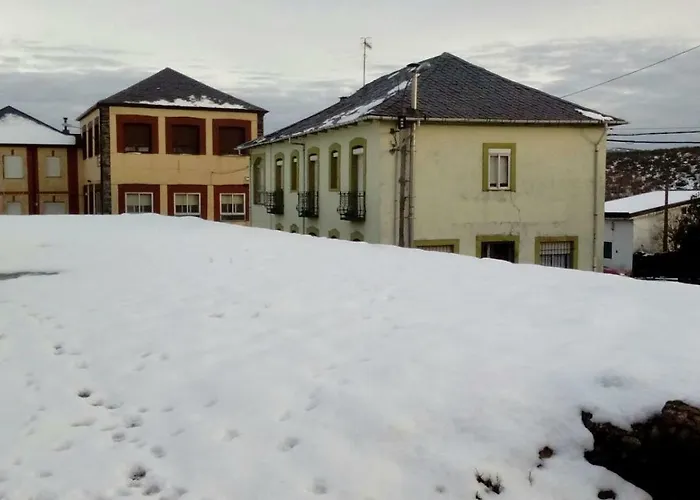 度假居 Casa Rosi. Cumbres Borrascosas Branuelas Villagaton